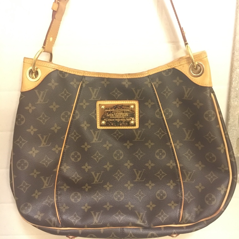 Louis Vuitton Galliera